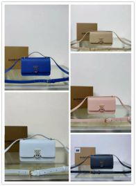Picture of Burberry Lady Handbags _SKUfw154570982fw